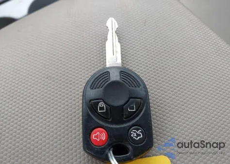 2009 Mercury Mariner Premier V6 z USA, uszkodzony, nr VIN 4M2CU87G69KJ05544